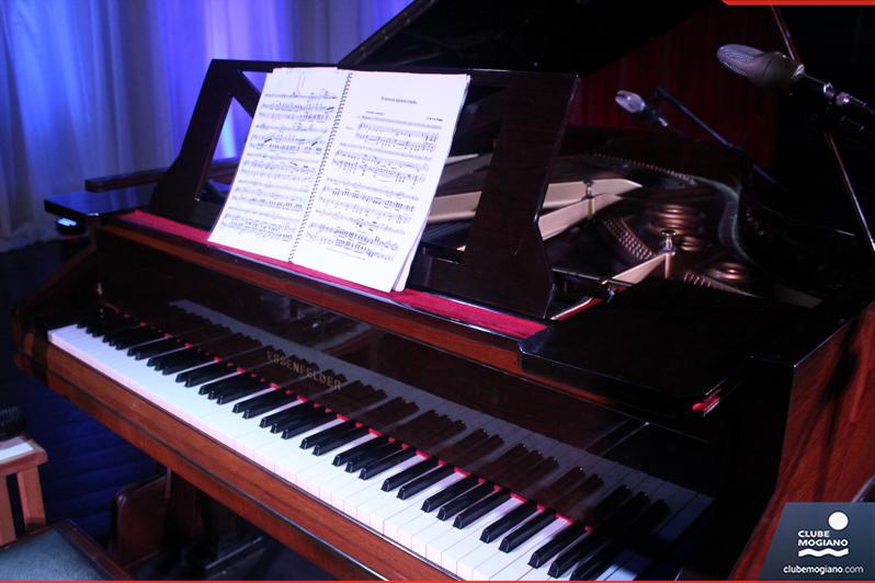 Read more about the article Galeria – Um Piano em Dueto